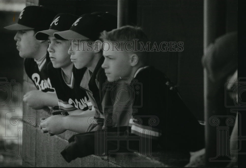 1994 Press Photo Members of the Braves Little League Team - mja62187-Historic Images