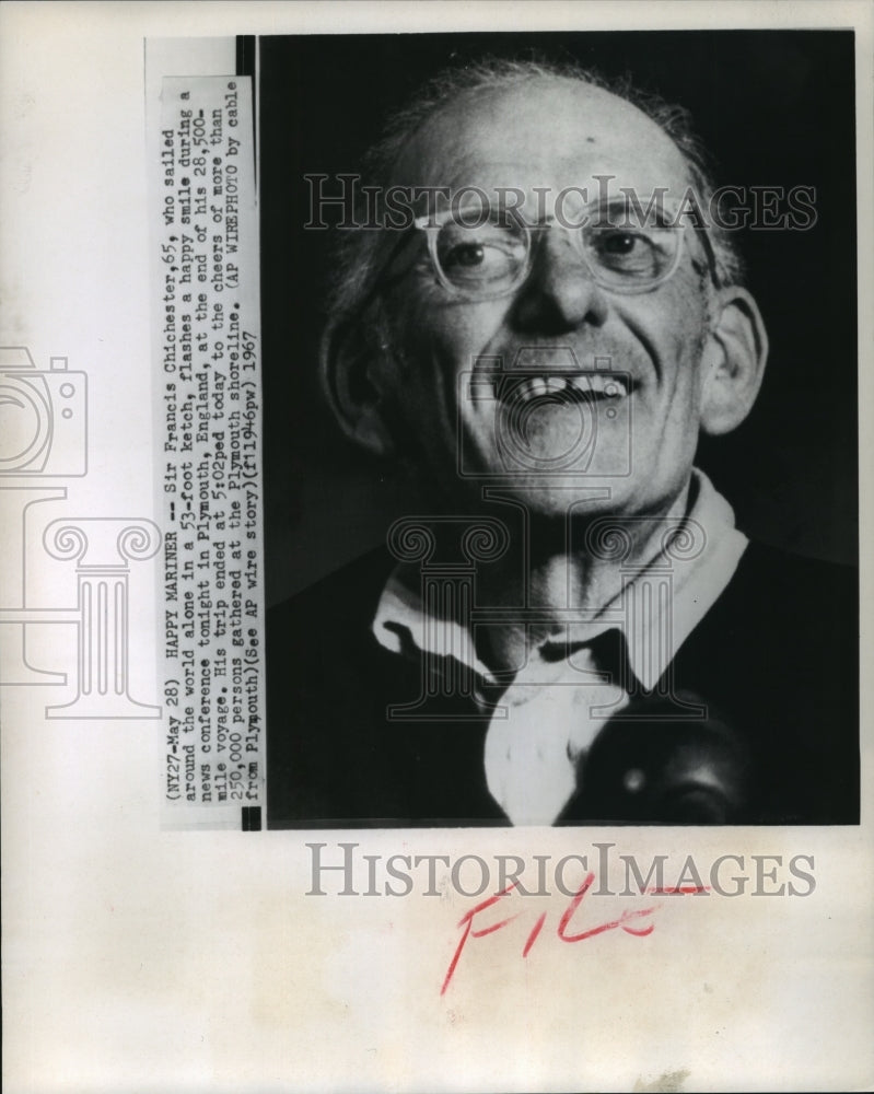 1967 Sir Francis Chichester Flashed Smile During a New Conference - Historic Images