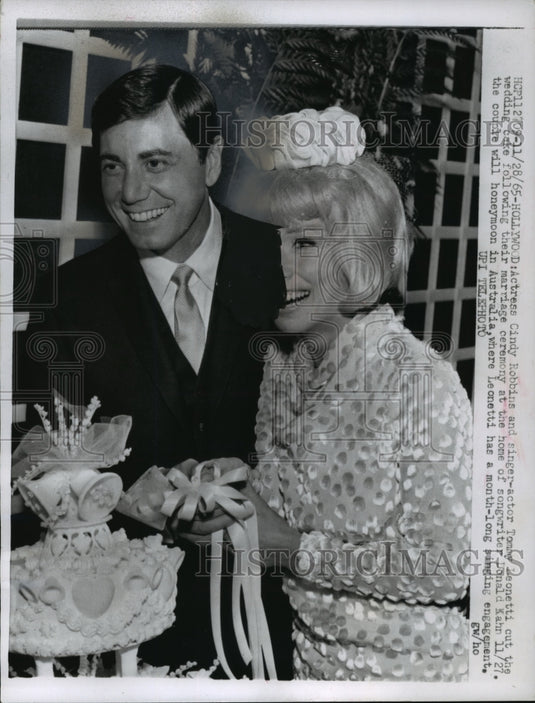 1965 Press Photo Actress Cindy Robbins and Singer-actor Tommy Leonetti Wedding-Historic Images