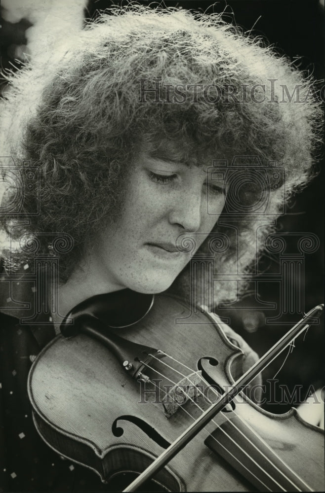 1981 Press Photo World Champion Irish Fiddler, Liz Carroll - mja64074-Historic Images