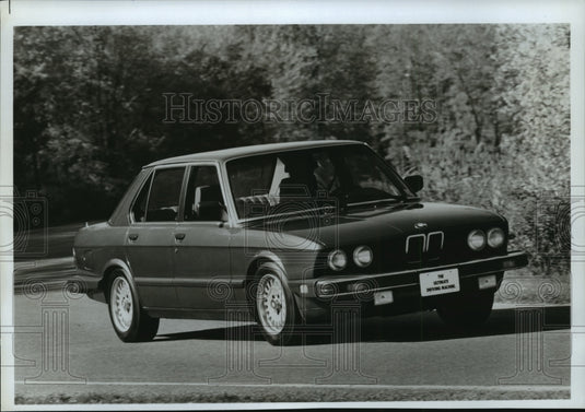 1986 Press Photo BMW's fastest sedan is the 535i, with a 6 cylinder engine - Historic Images
