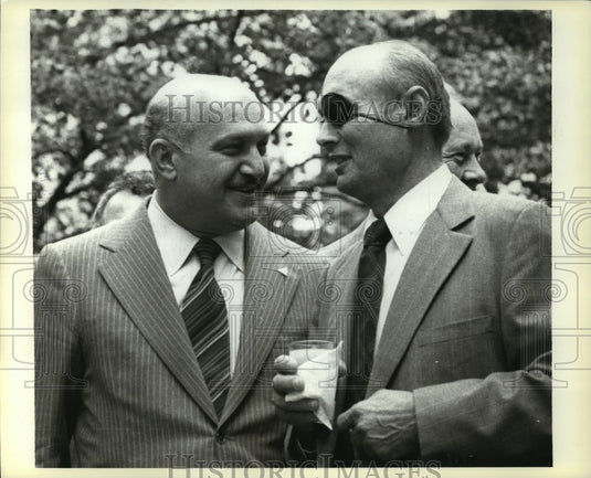 1978 Press Photo Egypt's Kamal Hassan Ali and Israel's Moshe Dayan - mja64846-Historic Images