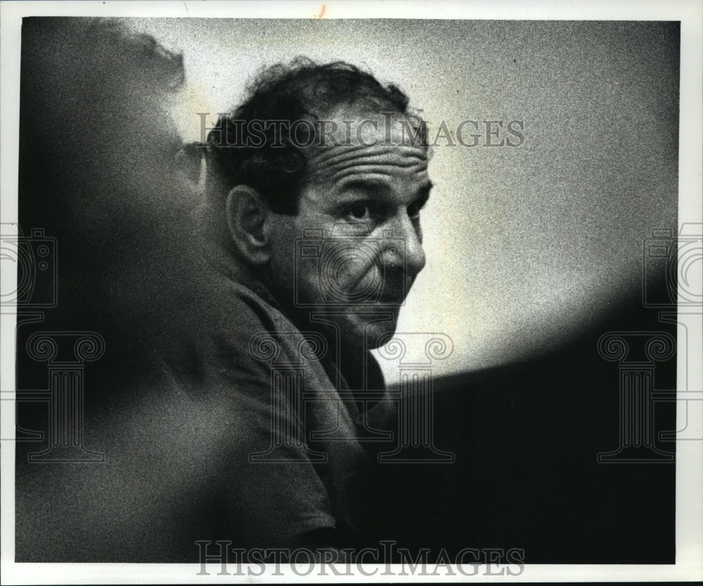 1992 Press Photo Drug Charges Filed Against Robert N. Calabrese of Milwaukee - Historic Images