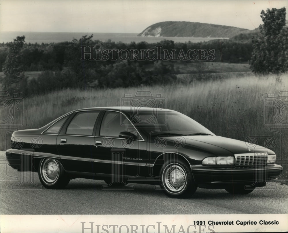 1990 Press Photo Chevrolet 1991 Caprice Classic - mja65183-Historic Images
