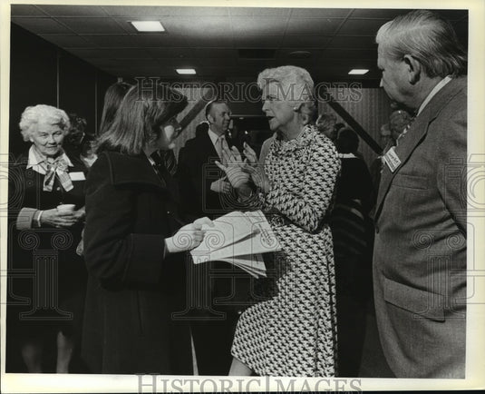 1981 Press Photo Mrs. George Bush, wife of vice president Bush in Milwaukee-Historic Images