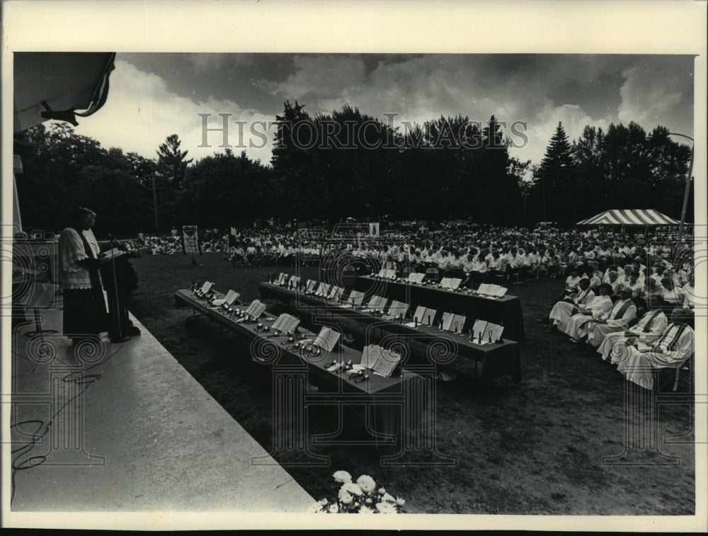 1985 Outdoor Church Service in Cedarburg's Cedar Creek Park-Historic Images