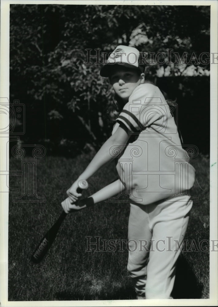 1994 Press Photo Beth Franke Plays Baseball, Milwaukee - mja65808 - Historic Images