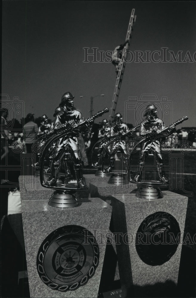 1991 Press Photo Firefighters From Cedarburg - Departments 125th anniversary - Historic Images