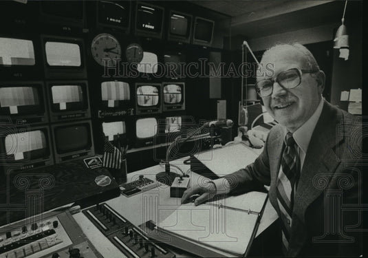 1980 Press Photo Dale Lemonds, Producer, Retires From Life in The Control Room - Historic Images