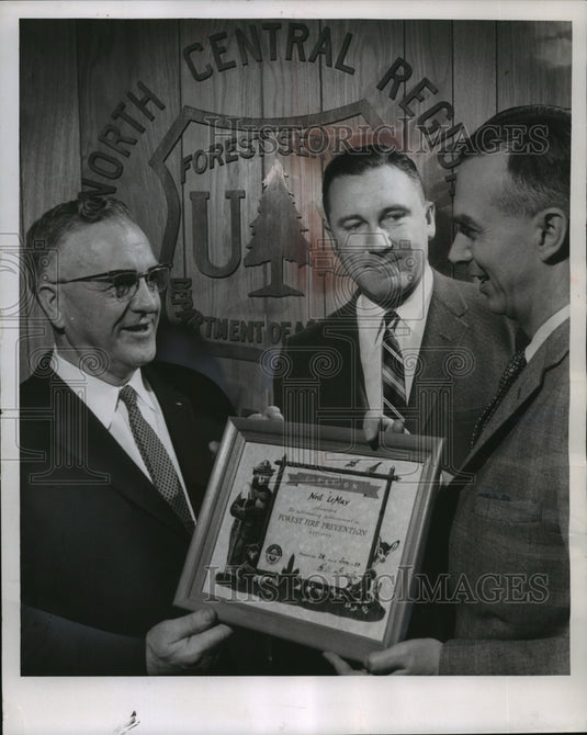 1959 Press Photo John Beale, chief state forester - mja66852-Historic Images