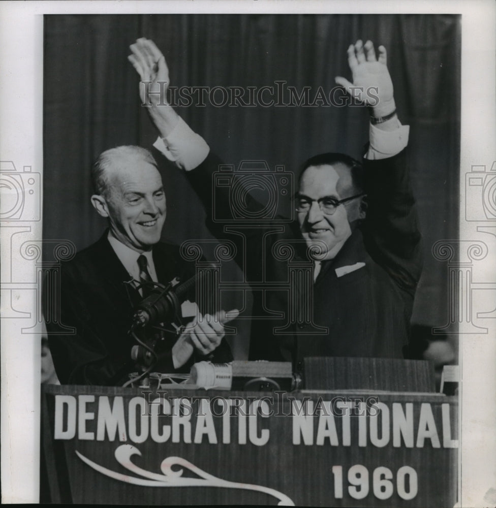 1960 Press Photo Gov. Edmund Brown and Paul Butler react to applauding audience - Historic Images