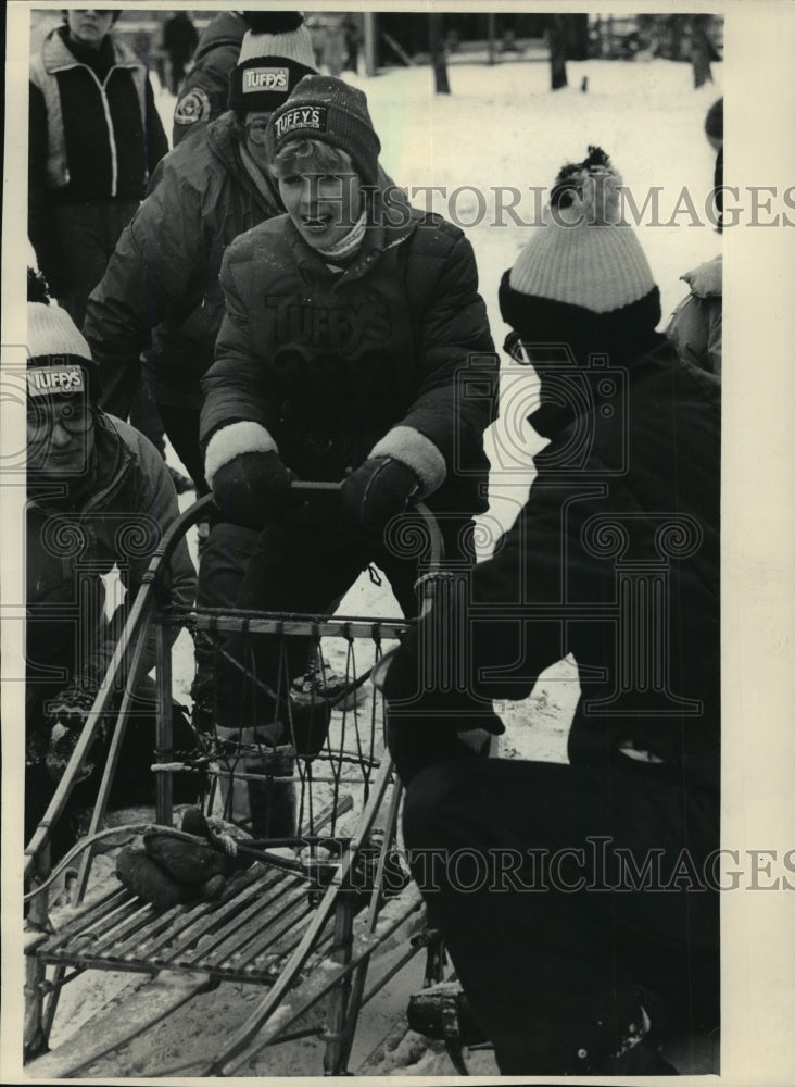 Val Beland (Race sled dogs) 1985 Press Photo - mja67225 - Historic Images
