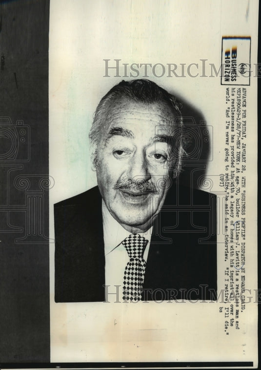 1977 Press Photo Builder William J. Levitt, 70, leaves legacy of homes-Historic Images