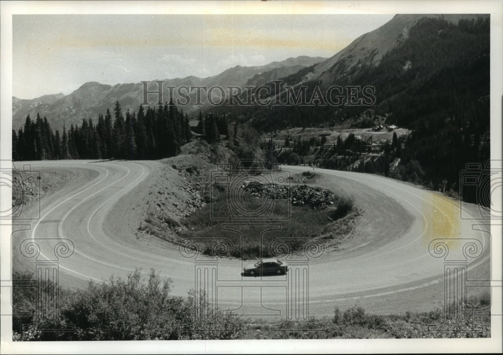 1994 Press Photo Narrow road at a pass near Aspen Colorado - mja67446 - Historic Images