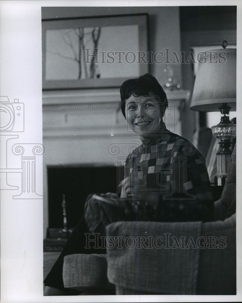 1970 Press Photo Mrs. Robert E. Christin, president of St. Norbert&#39;s College-Historic Images