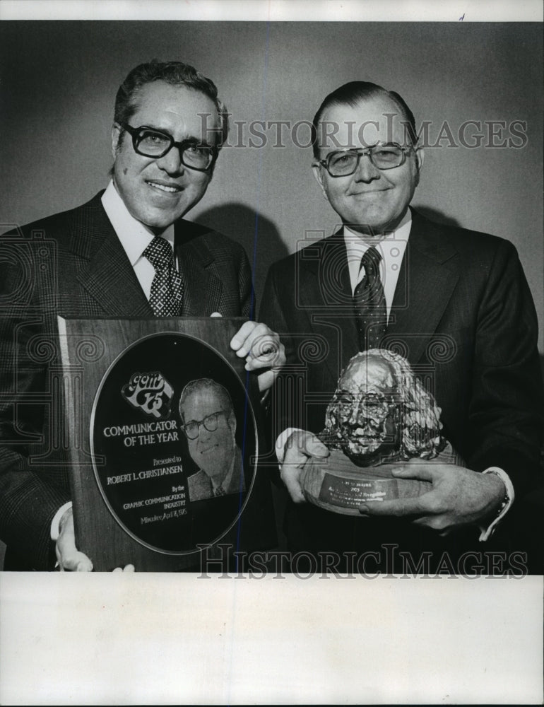 1975 Press Photo Robert L. Christiansen and Carl W. Moebius graphic arts - Historic Images