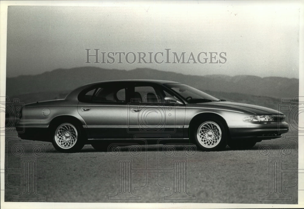 1992 Press Photo Chrysler Full Size New Yorker - mja68374-Historic Images