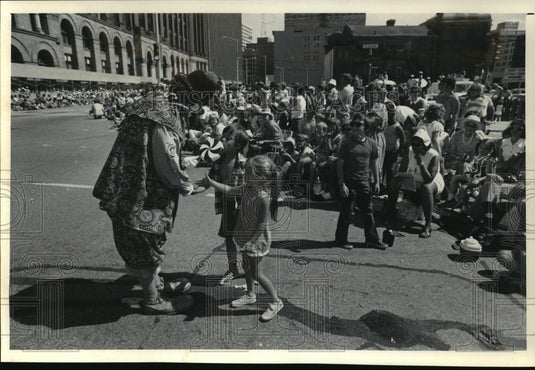 1973 Press Photo Schlitz Parade. Circus, Milwaukee - mja69537 - Historic Images