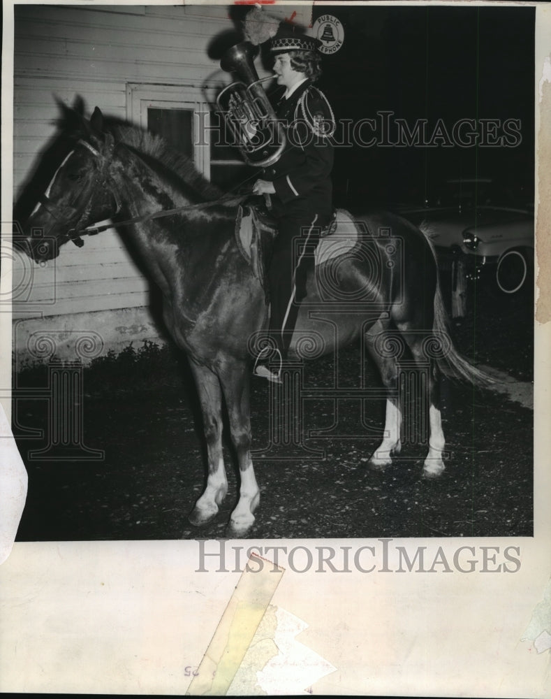 1964 Press Photo Close Up of Miss Olson - mja70229-Historic Images