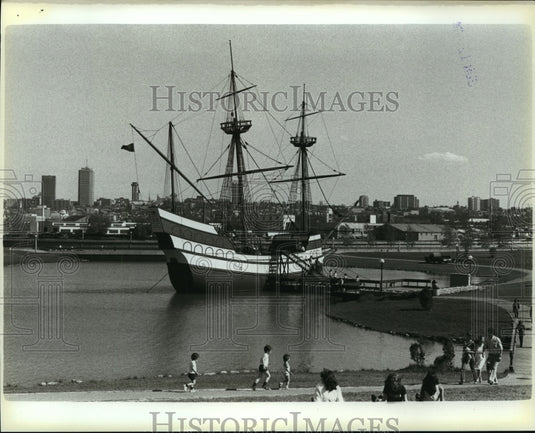 1984 Press Photo Replica of Ship "Grance Hermine," Quebec, Canada - mja70657-Historic Images