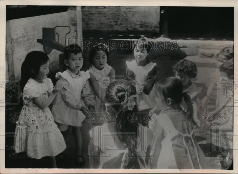 1966 Press Photo Children Playing Games in a Nursery School in China - Historic Images