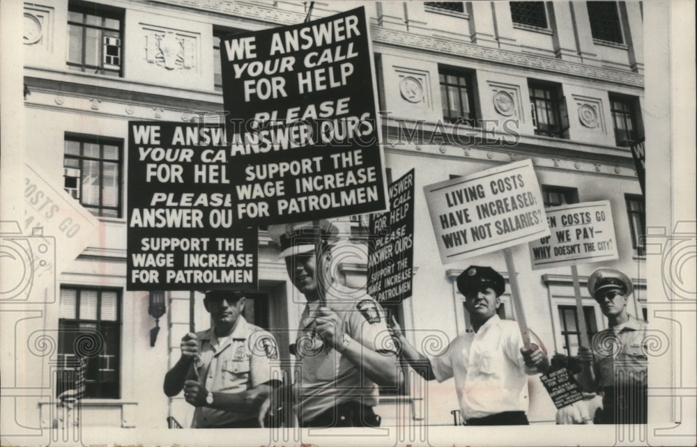 1968 Toledo Policemen and Firemen Protest Wages at Toledo City Hall-Historic Images