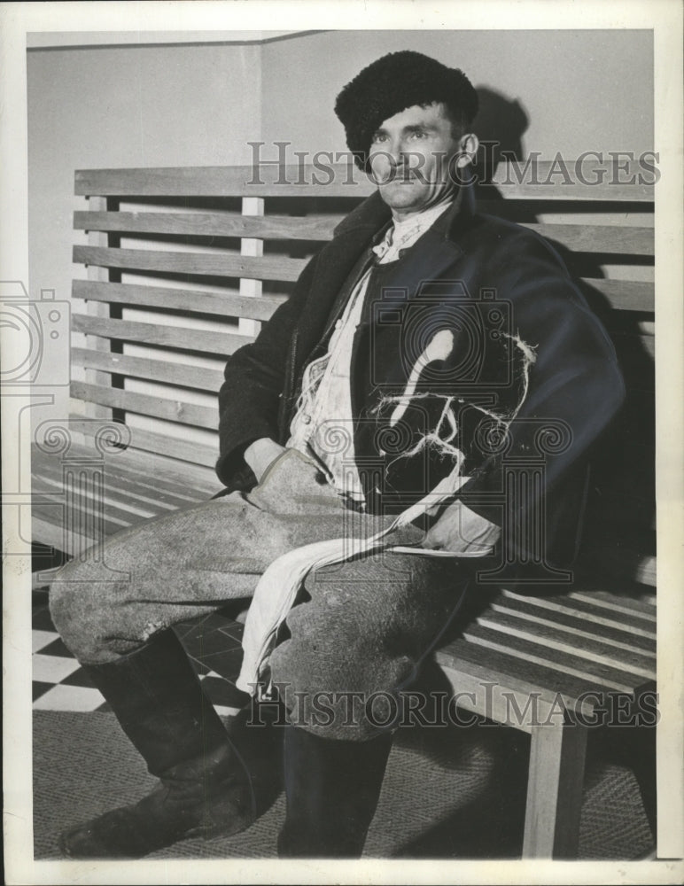 1939 Press Photo Czechoslovakian man on bench - mja73224 - Historic Images