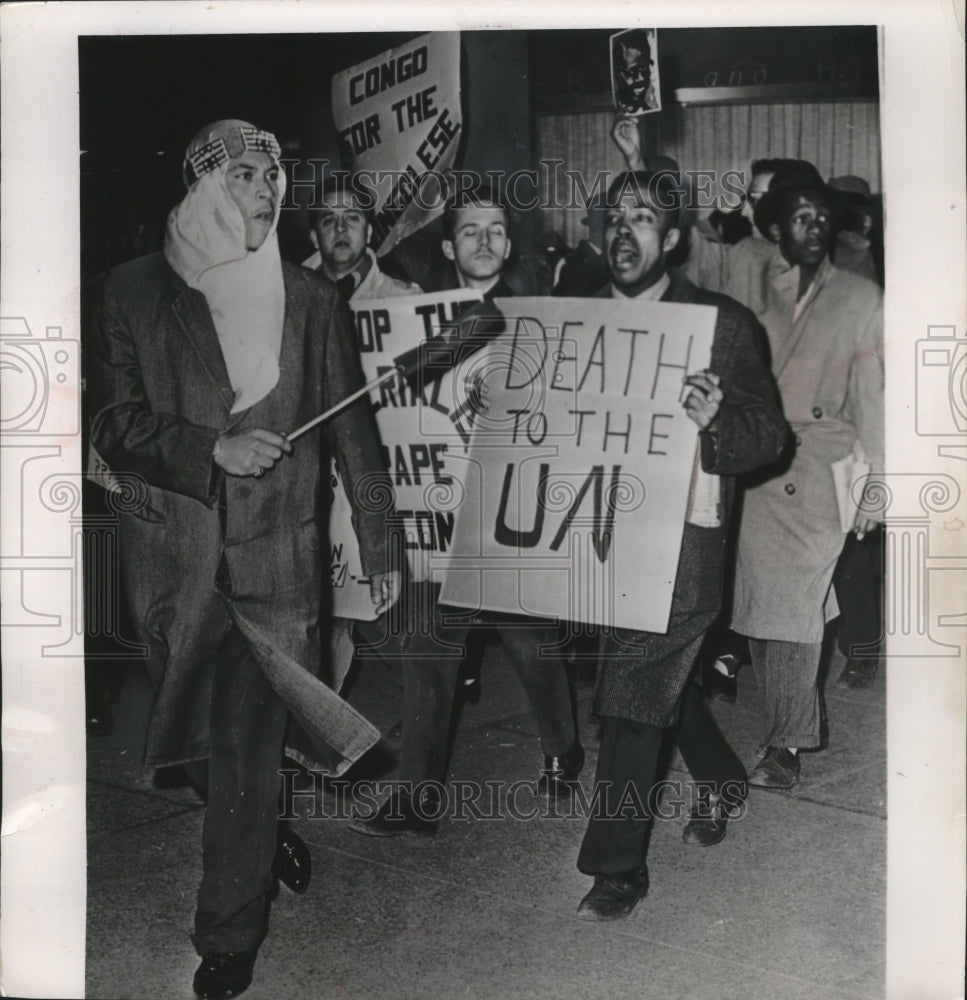 1961 Press Photo Anti-United Nations demonstrators led by Mustafa Bashi marched - Historic Images