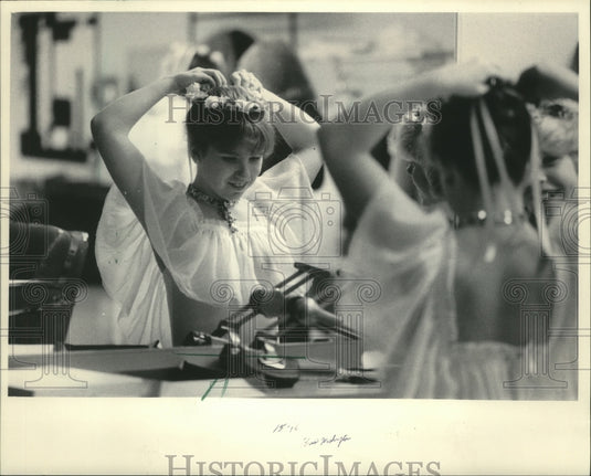 1965 Press Photo Kris Washington in "Waltz of the Flowers" for Nutcracker ballet - Historic Images