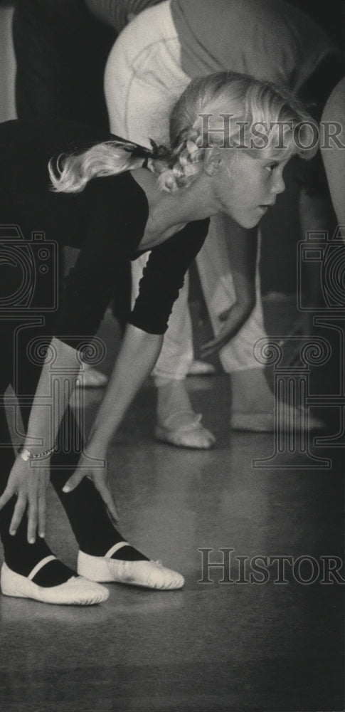 1984 Press Photo Erika Kueny, at Allegra Academy of Dancers and Gymnastics - Historic Images