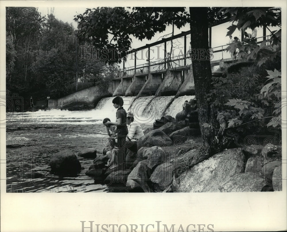 1983 Press Photo Gordon Dam on the Saint Croix River, Douglas County, Wisconsin-Historic Images