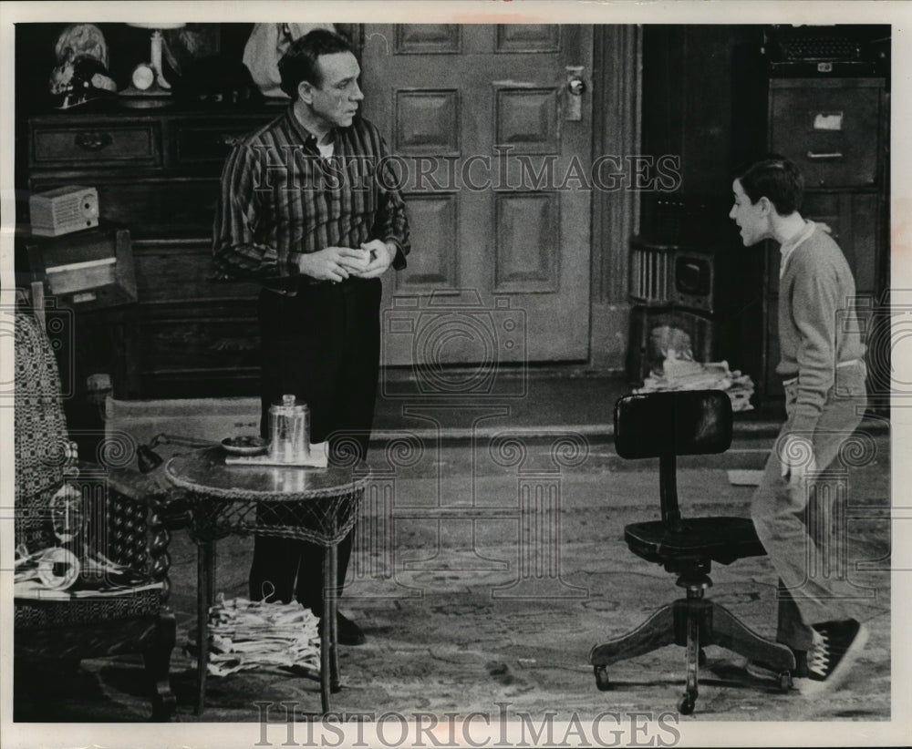 1964 Press Photo Dane Clark and Barry Gordon in "A Thousand Clowns" - mja75095- Historic Images