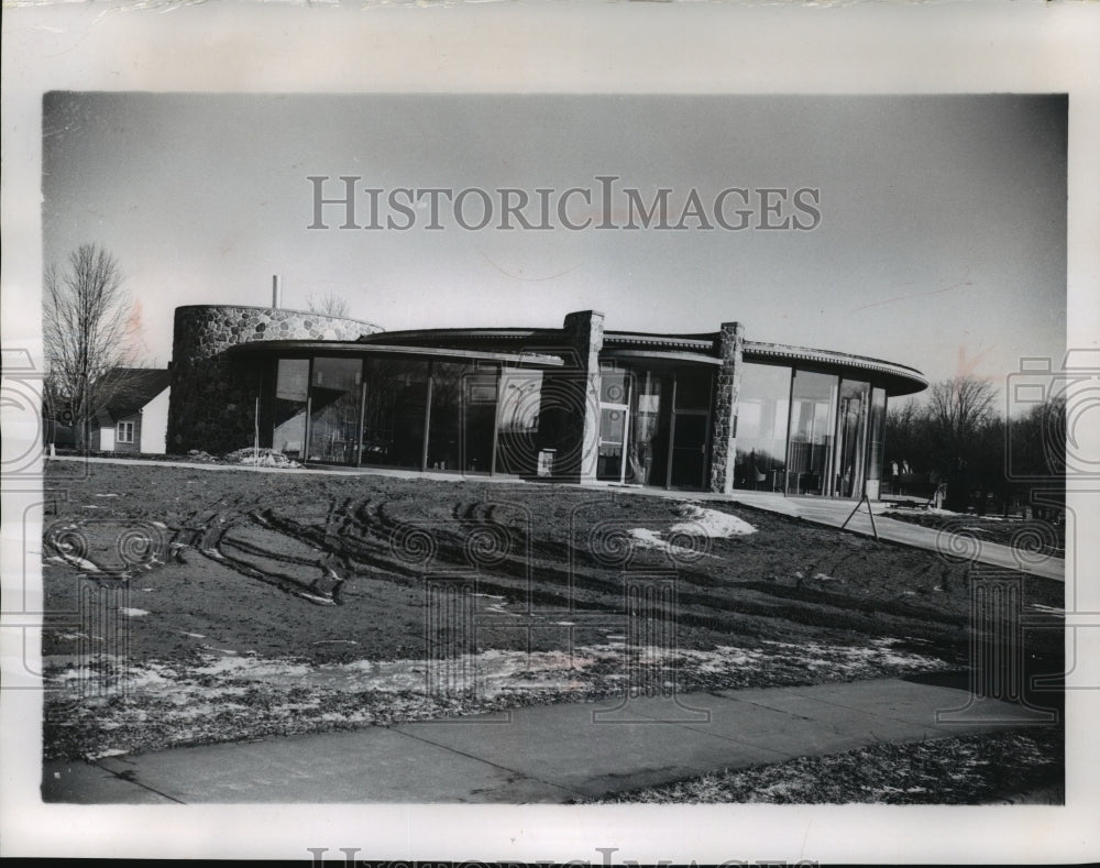 1966 Press Photo Open house at Clintonville Federal Savings and Loan association - Historic Images