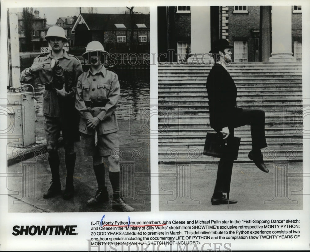 Press Photo Monty Python troupe members John Cleese and Michael Palin in sketch - Historic Images