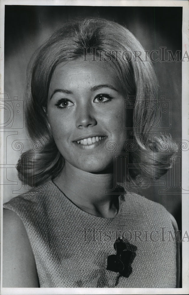 1969 Press Photo Cynthia Morgan, Miss Janesville, Miss Wisconsin - mja75526 - Historic Images