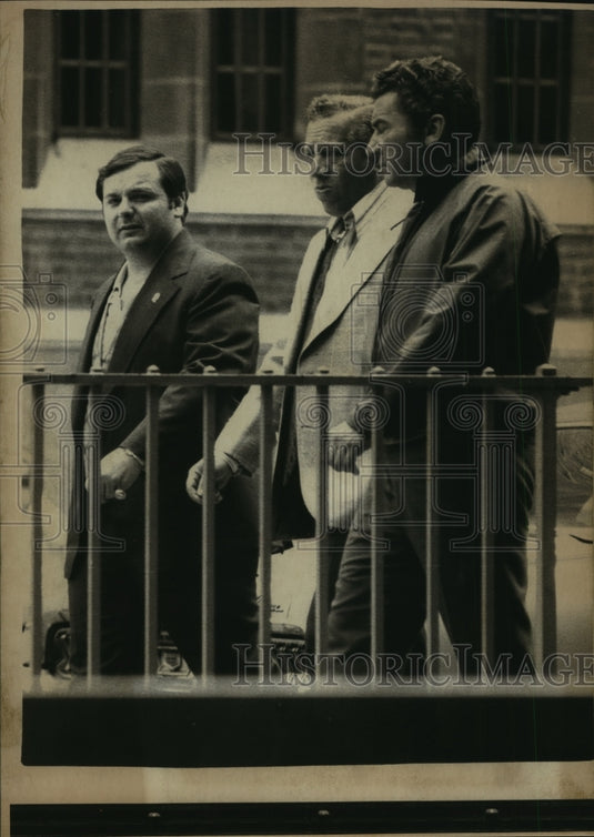 1971 Press Photo Anthony Colombo & Two Aides at Roosevelt Hospital in New York-Historic Images