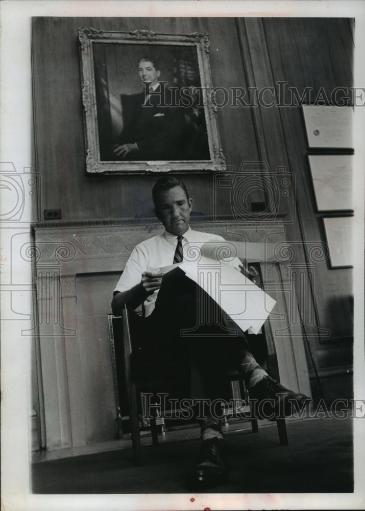 1967 Press Photo Attorney General Ramsey Clark in his Office - mja75908-Historic Images
