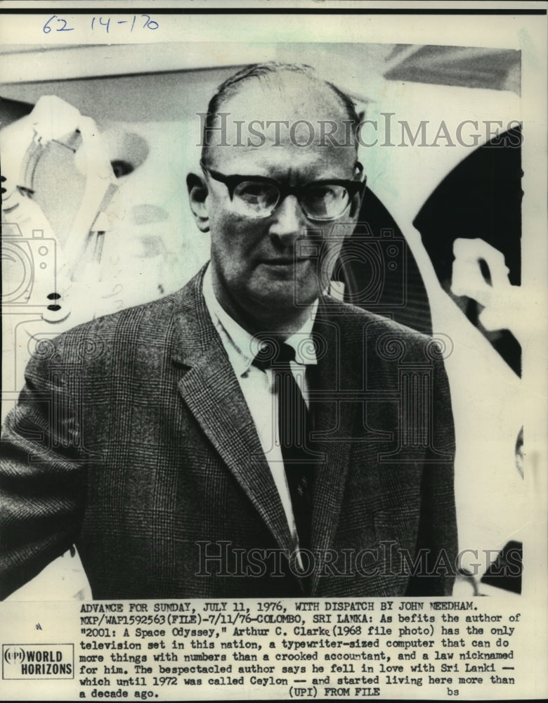 1976 Press Photo Arthur Clarke, Author of &quot;2001: A Space Odyssey&quot; - mja76280 - Historic Images