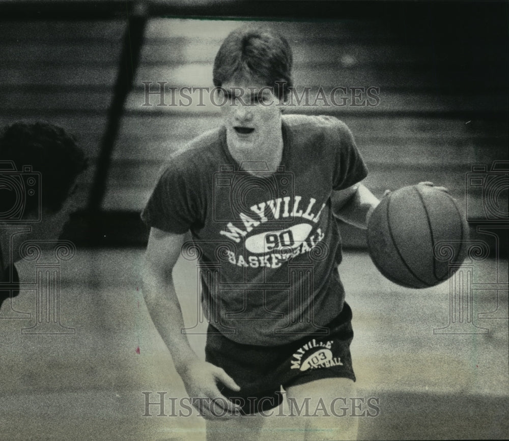 1985 Press Photo Wisconsin Basketball Coach Bob Blair &amp; leading scorer son, Tim- Historic Images