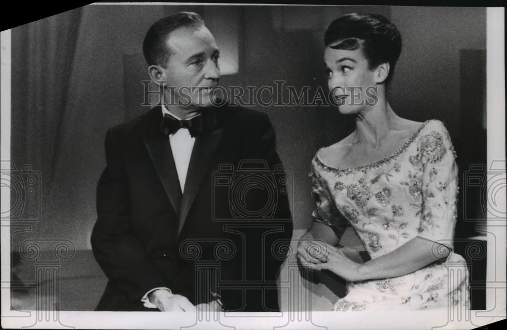 1965 Press Photo Happier marriages are those of Bing Crosby and his wife Kathy - Historic Images