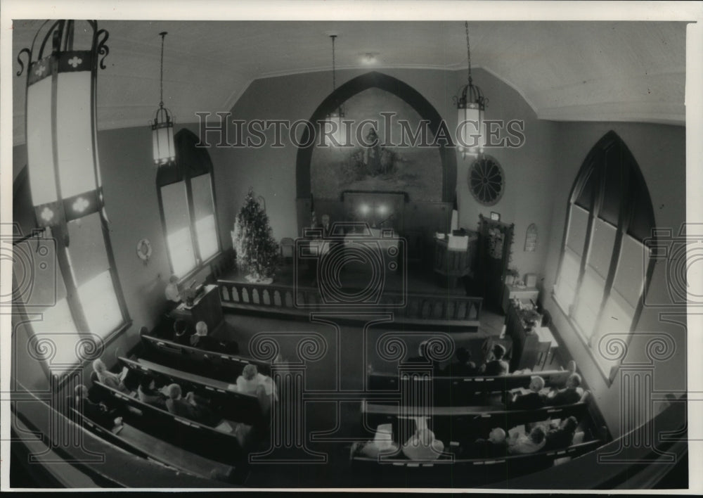 1989 Press Photo Sunday worship at Grace Congregational Church in Milwaukee-Historic Images