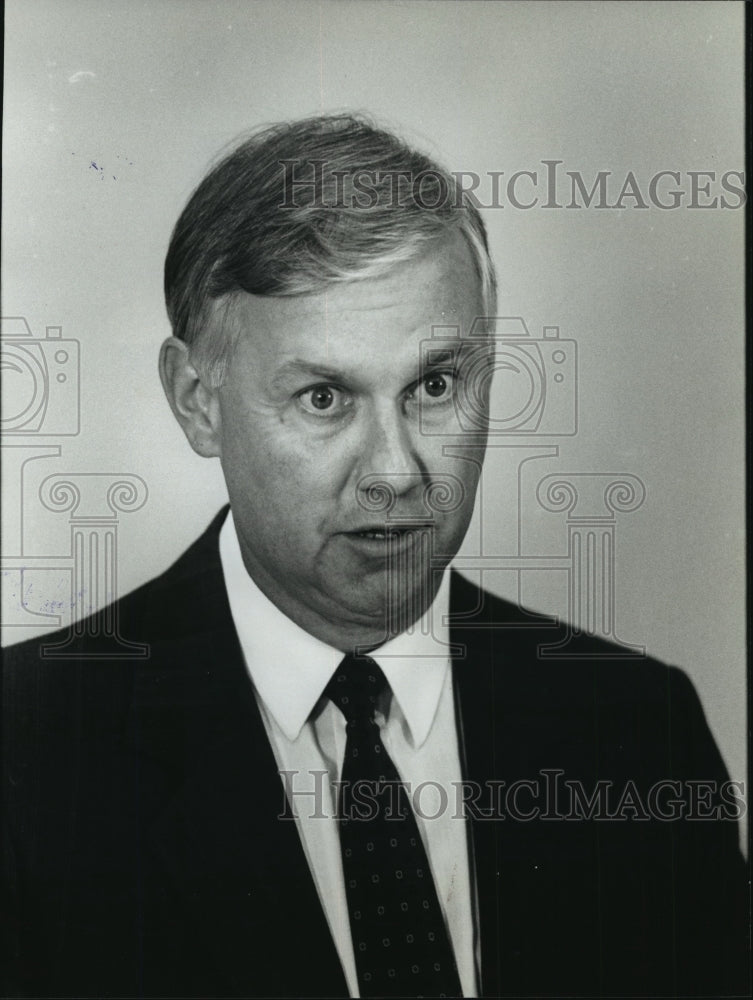 1989 Press Photo Ron Lapionte, former head coach of Milwaukee Admirals Hockey - Historic Images