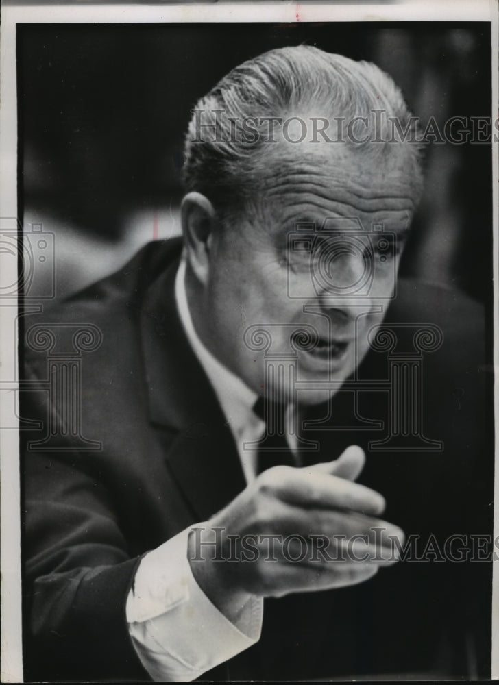 1966 Press Photo Milwaukee County Executive John L. Doyne - mja77403-Historic Images