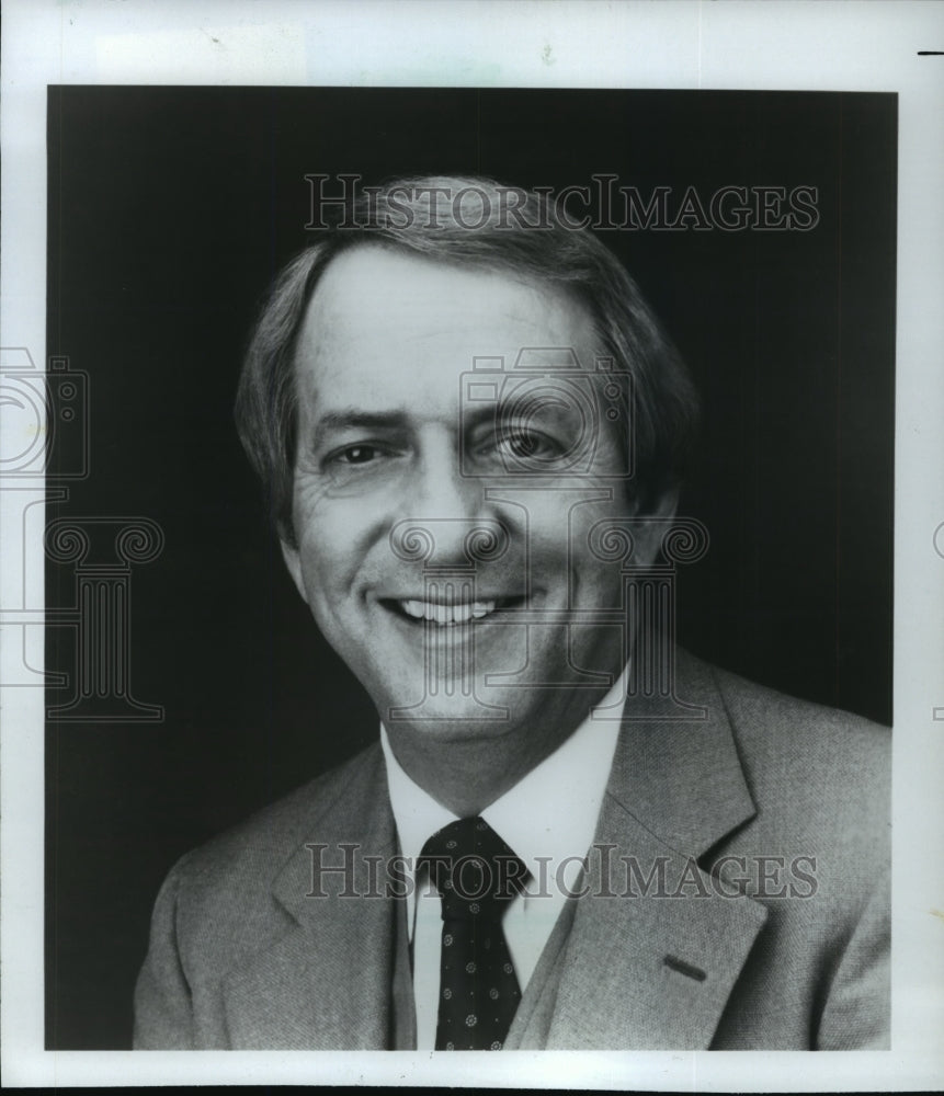 1983 Press Photo Weatherman, John Coleman is happy now that he has more time - Historic Images