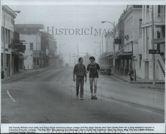 1983 Press Photo William Hurt (Left) and Kevin Kline In Movie "The Big Chill" - Historic Images