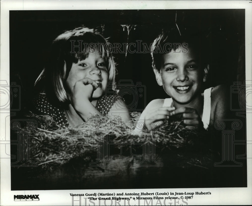 1987 Press Photo Vanessa Guedj and Antoine Hubert Costar in "The Grand Highway"- Historic Images