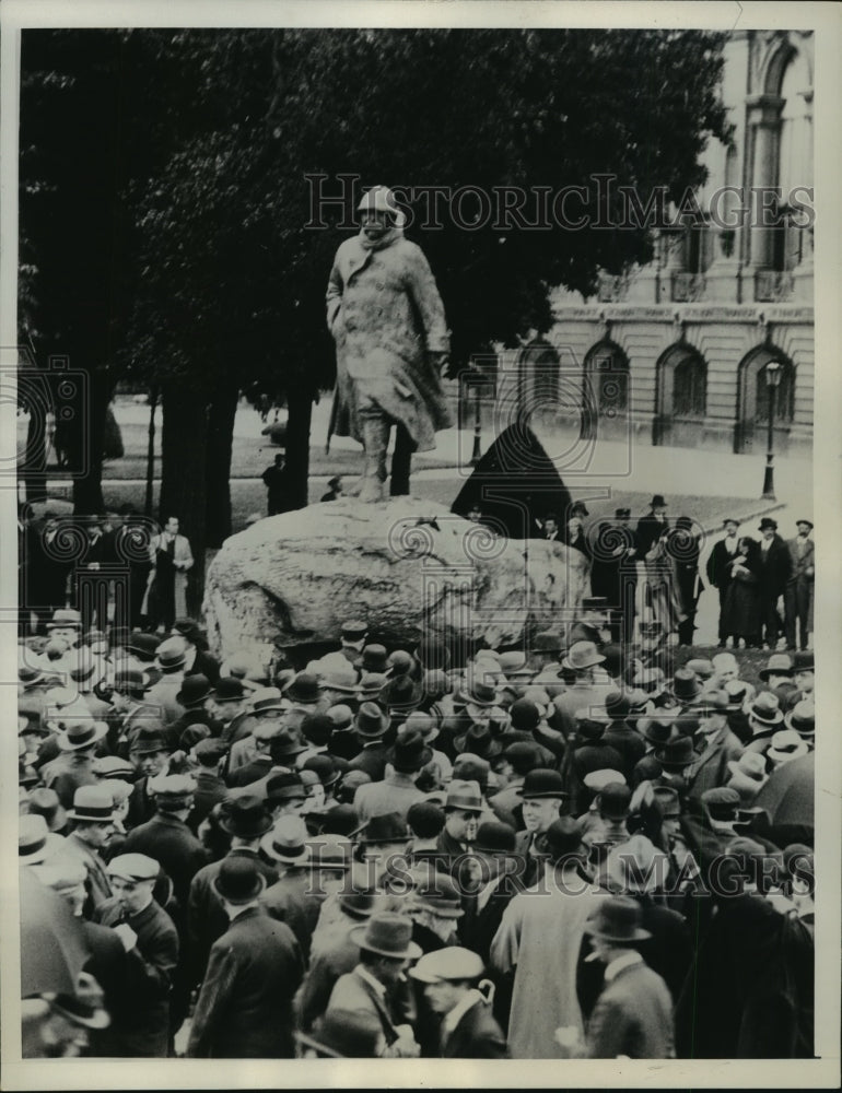1932 Press Photo the unveiling of the statue of George Clemenceau in France - Historic Images