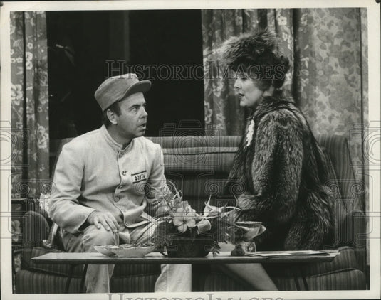 1980 Press Photo Tim Conway with Miriam Flynn in "The Tim Conway Show" - Historic Images