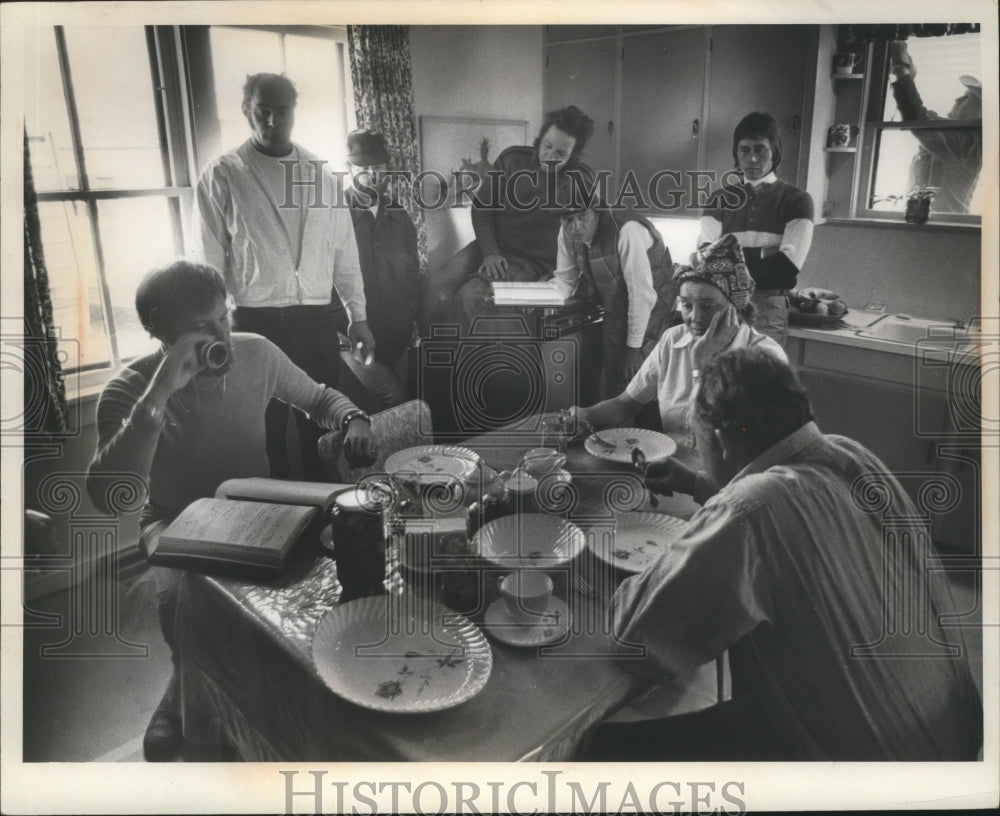 1974 Press Photo Making of Things in Their Season&quot; TV movie, in Shawano-Historic Images