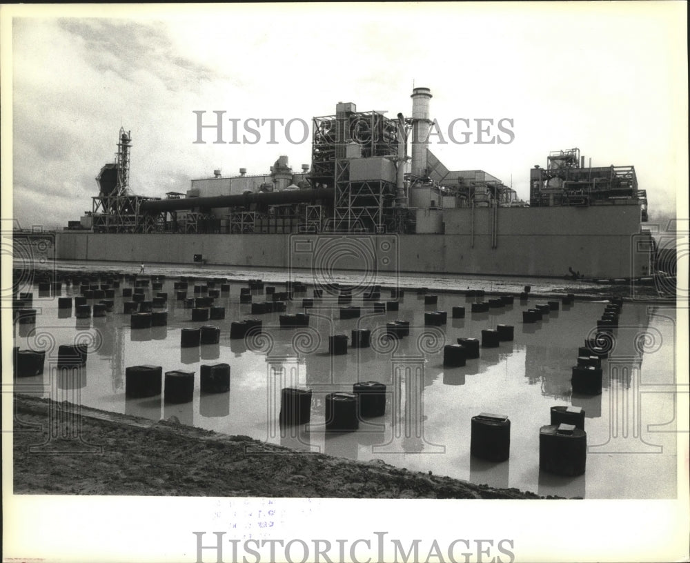 1978 Press Photo Floating power plant, Monte Dourado, Brazil - mja79891 - Historic Images